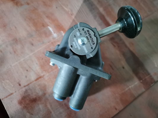 XJ750 Workover Rig Phụ tùng ba vị trí Van bốn chiều P59335