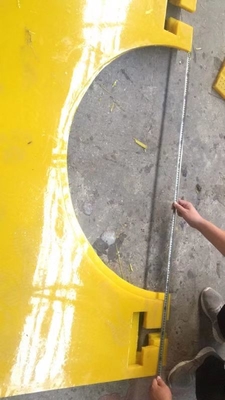 Polyurethane Anti Slip Mat cho 37 1/2 inch Rotary Table Drilling Rig 30MM Độ dày Màu vàng 2200MM*1800MM